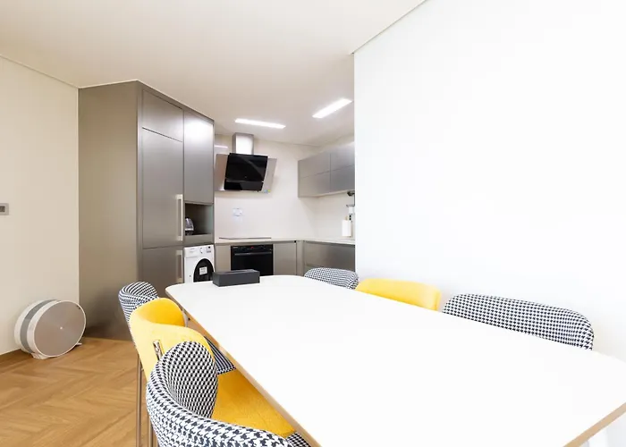 Apartament Brown Station